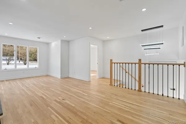 $584,999 | 52 Rudolph Road, Modena, NY 12548