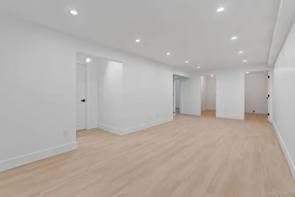 $584,999 | 52 Rudolph Road, Modena, NY 12548