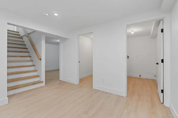 $584,999 | 52 Rudolph Road, Modena, NY 12548