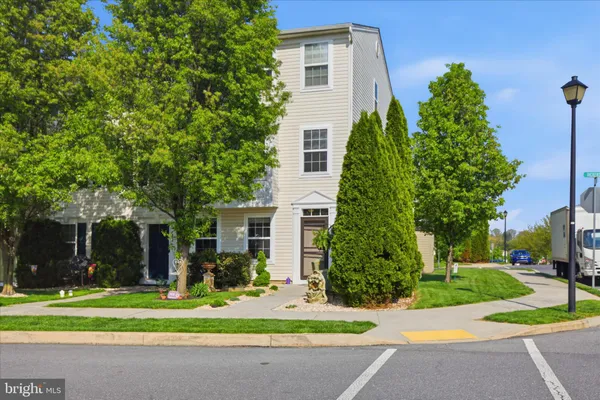 $280,000 | 393 Dickens Drive, Lancaster, PA 17603