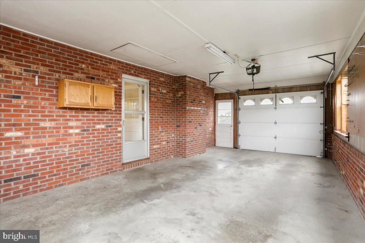 464 Mill Road Woodstock, VA 22664 - Photo 14 of 21 Main Level Garage