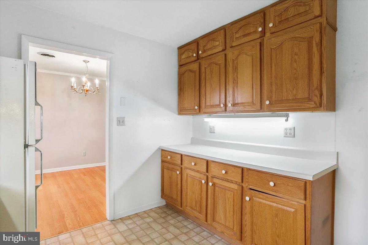 464 Mill Road Woodstock, VA 22664 - Photo 6 of 21 Kitchen