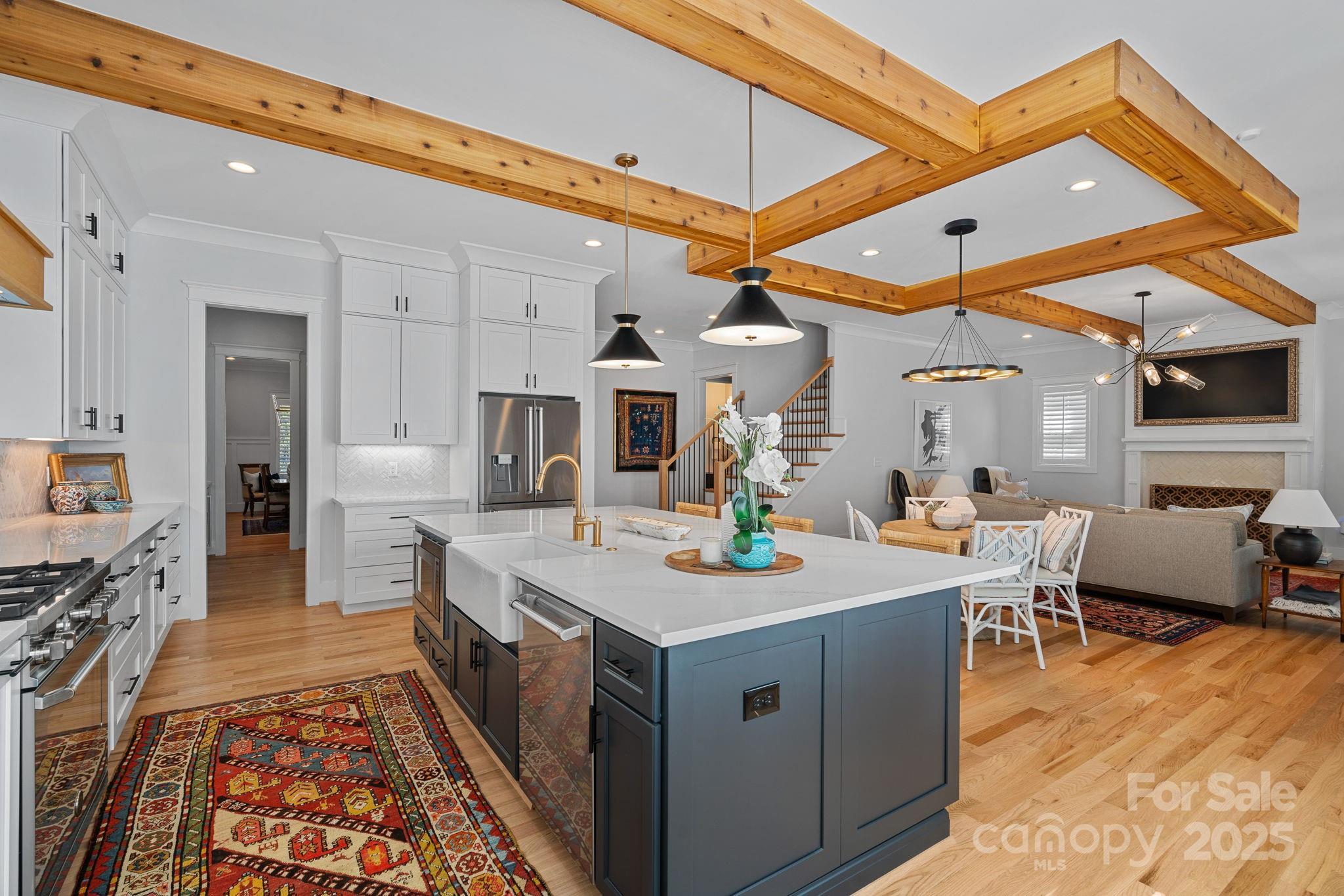 3228 East Ford Road Charlotte, NC 28205 - Photo 4 of 31 a view of a living room and dining room