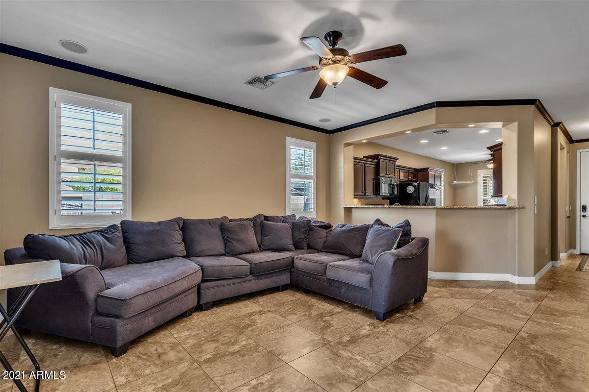 6947 West Harwell Road Laveen, AZ 85339 - Photo 3 of 22 Open family room