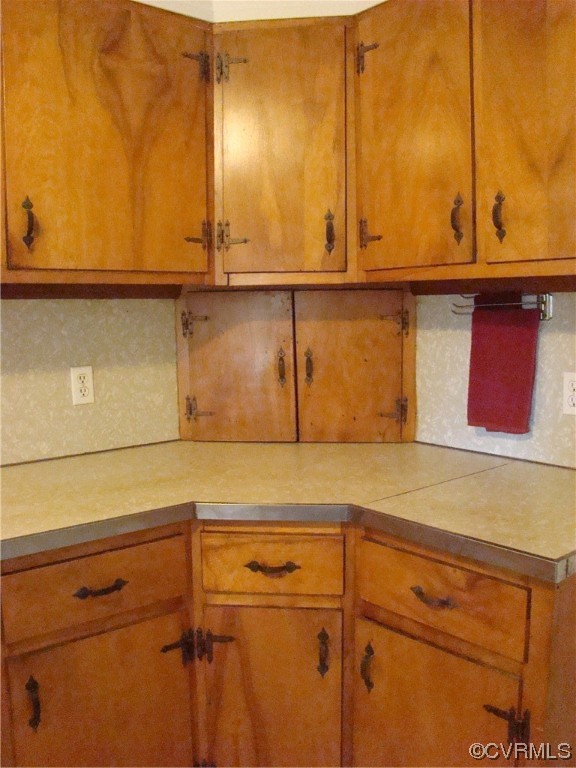 15320 Harrowgate Road Chester, VA 23831 - Photo 13 of 28