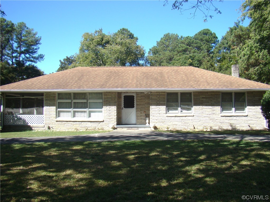 15320 Harrowgate Road Chester, VA 23831 - Photo 28 of 28 a front view of a house with a garden