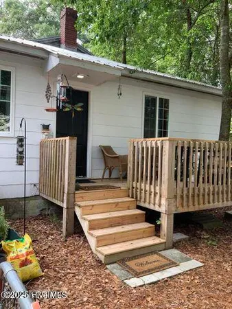 $1,300 | 360 West Wisconsin Avenue, Southern Pines, NC 28387