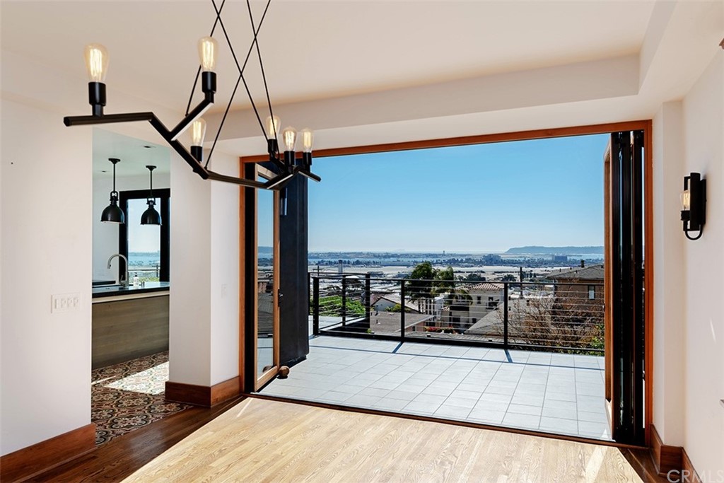 1981 Linwood Street San Diego, CA 92110 - Photo 13 of 63