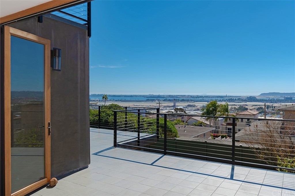 1981 Linwood Street San Diego, CA 92110 - Photo 14 of 63