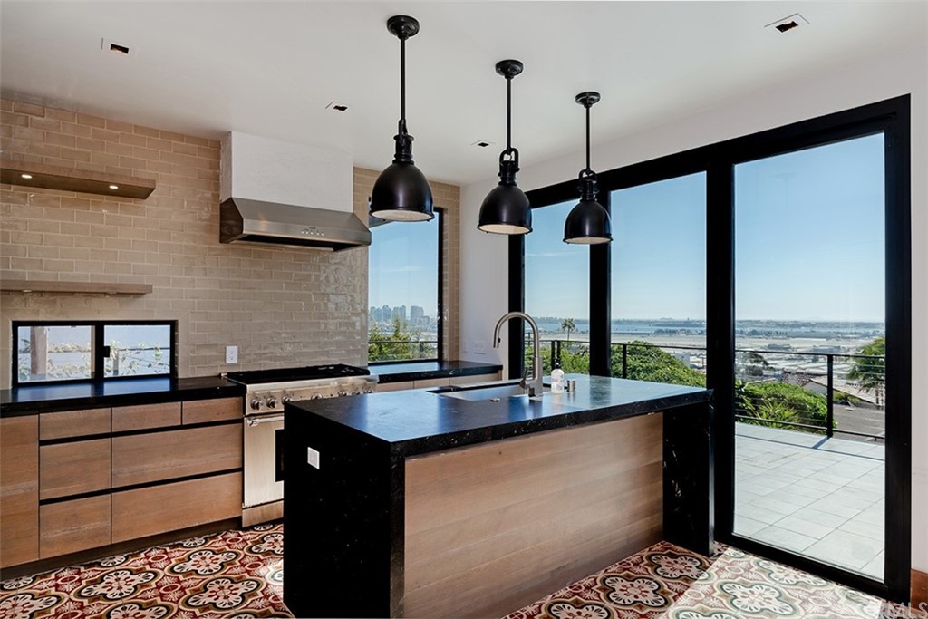 1981 Linwood Street San Diego, CA 92110 - Photo 18 of 63