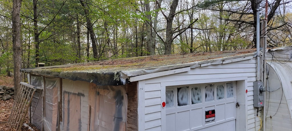 166 Lower Gore Road Webster, MA 01570 - Photo 19 of 23 Gallery Image 19