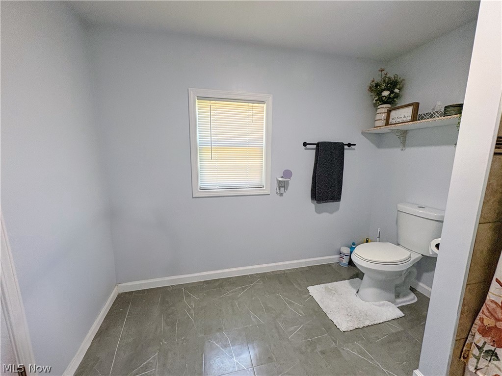 246 Hilliard Road Elyria, OH 44035 - Photo 31 of 50