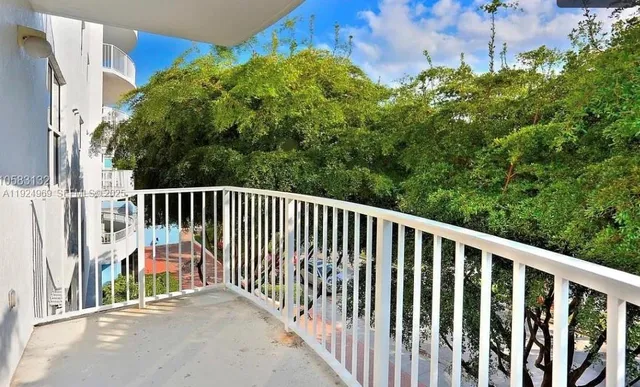 $2,750 | 1555 North Treasure Drive, Unit 314, North Bay Village, FL 33141