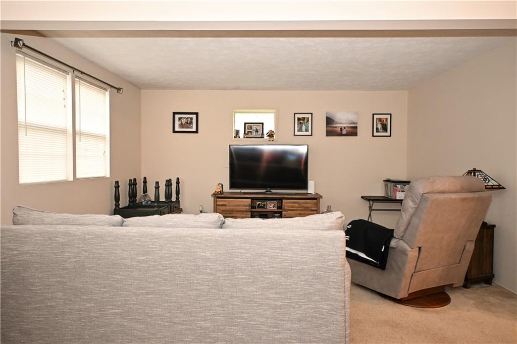 1915 Maratta Road Aliquippa, PA 15001 - Photo 18 of 25 Gallery Image 18