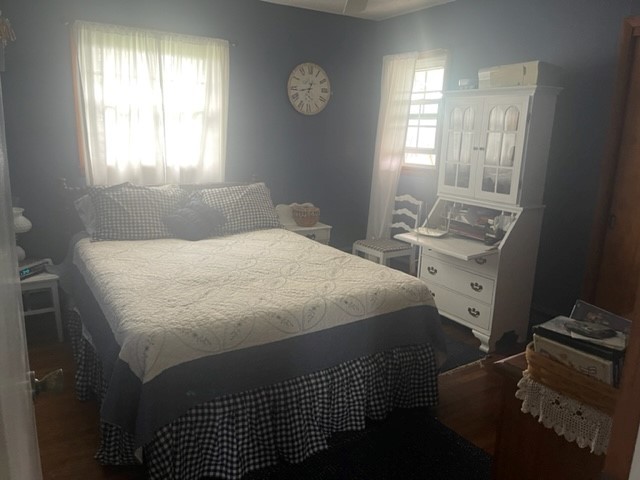 4059 Sunset Road Clinton, IL 61727 - Photo 24 of 55 a bedroom with a bed and a window