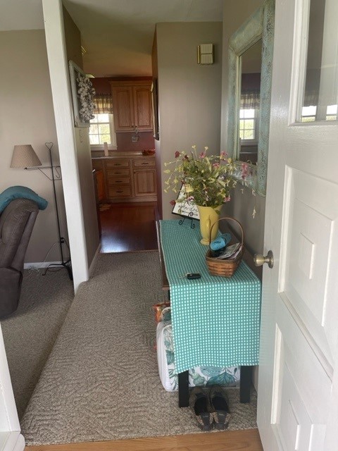 4059 Sunset Road Clinton, IL 61727 - Photo 5 of 55 a view of hall way with furniture