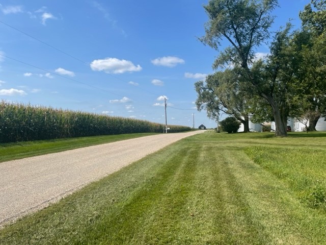 4059 Sunset Road Clinton, IL 61727 - Photo 54 of 55 a view of yard with green space