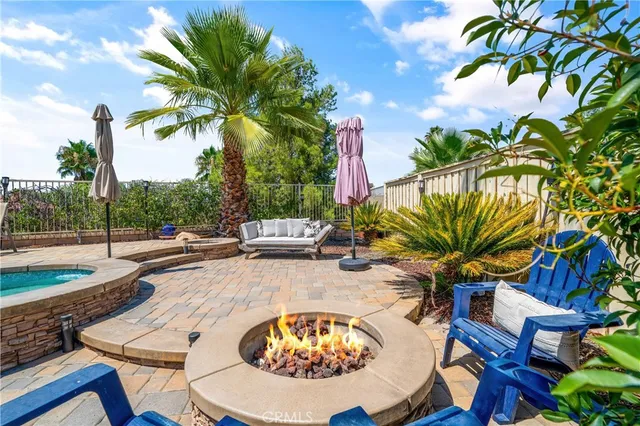 $909,000 | 63 Volta Del Tintori Street, Lake Elsinore, CA 92532