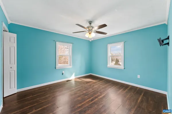 $300,000 | 112 Lee Street, Staunton, VA 24401