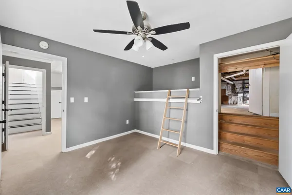 $300,000 | 112 Lee Street, Staunton, VA 24401