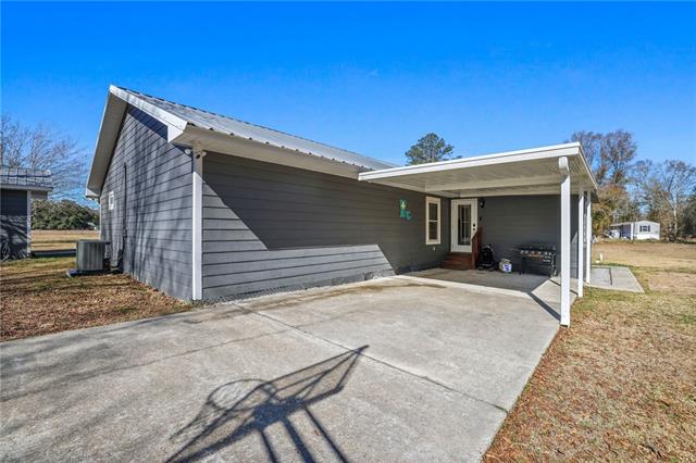 24450 Jones Road Springfield, LA 70462 - Photo 6 of 35