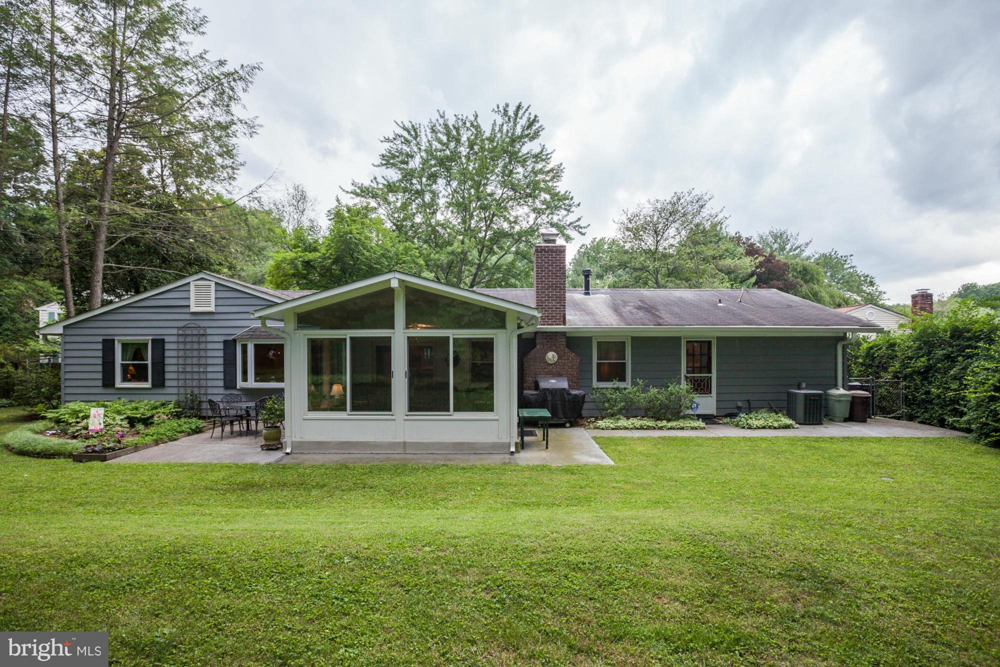 13705 Beauwick Court Silver Spring, MD 20906 - Photo 3 of 30 Rear View