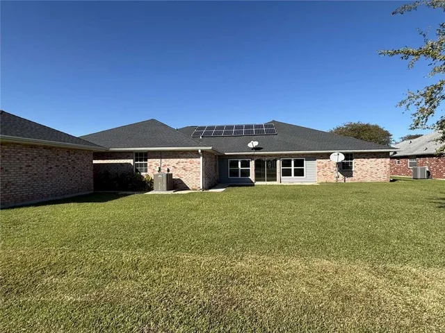 $479,000 | 629 Willowdale Boulevard, Luling, LA 70070