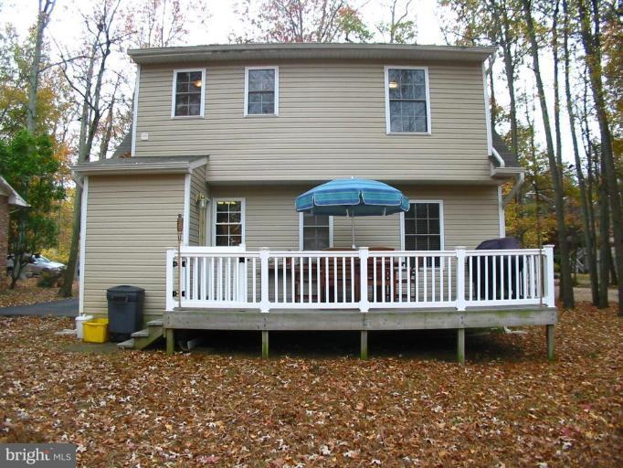 1322 Harbor Road Annapolis, MD 21403 - Photo 20 of 30 No Maintenance Deck, Perfect for Entertaining