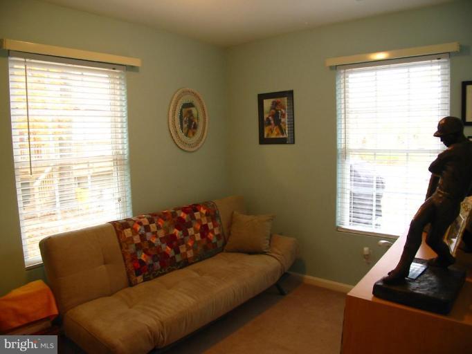 1322 Harbor Road Annapolis, MD 21403 - Photo 10 of 30 Bedroom #3
