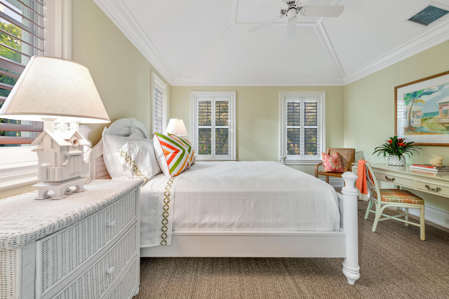 226 Kenlyn Road Palm Beach, FL 33480 - Photo 14 of 22 Guest Bedroom