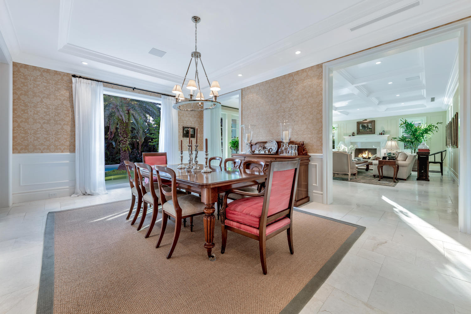 226 Kenlyn Road Palm Beach, FL 33480 - Photo 5 of 22 Dining Room