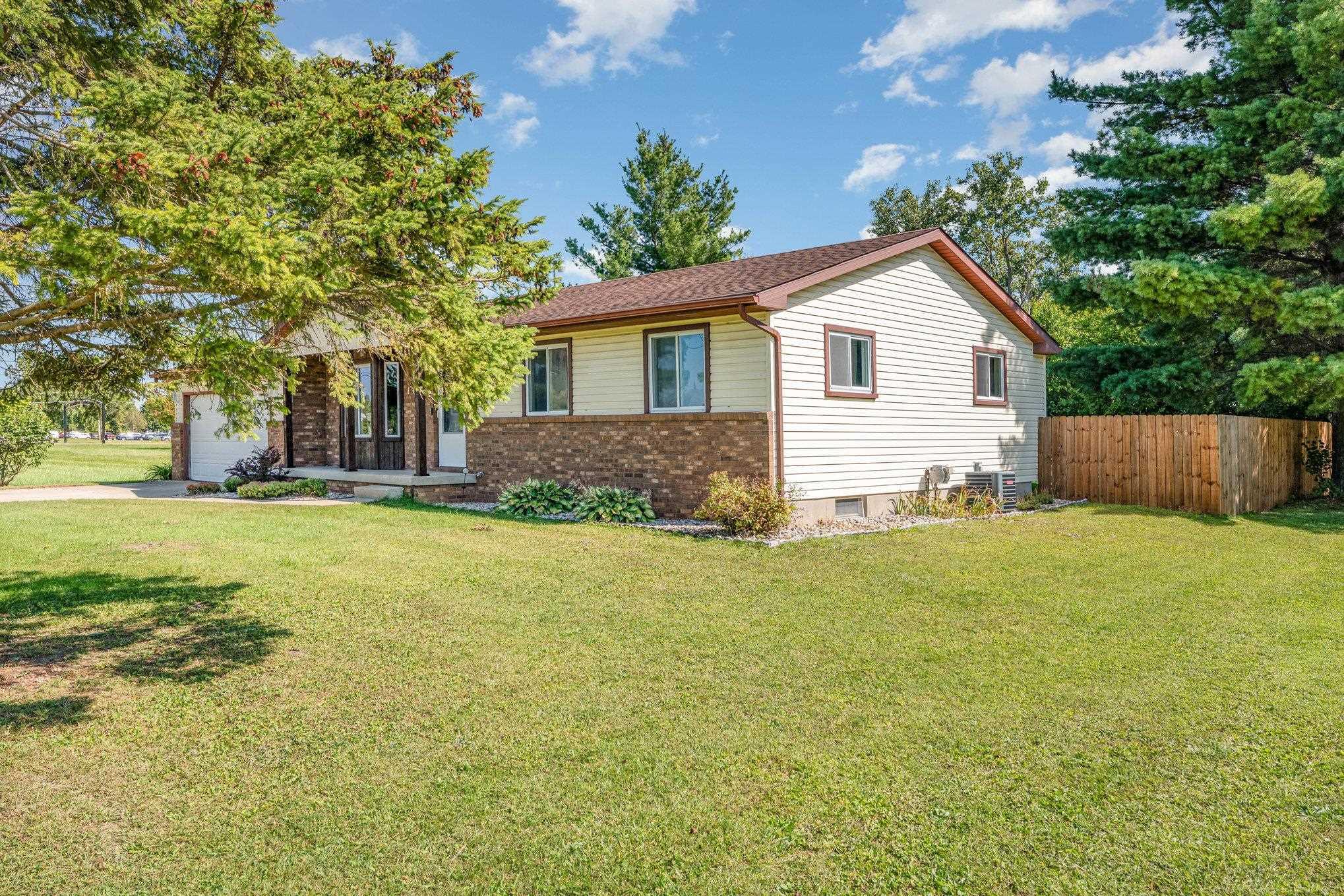 12085 Ulmer Road Birch Run, MI 48415 - Photo 2 of 25 50188920-8307596b-ea8d-407d-8a31-493e85df06ef.JPG