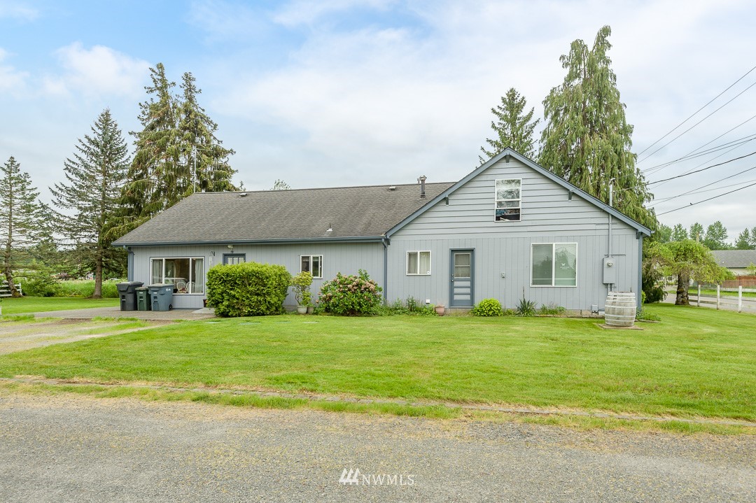 292 Hinkleman Road Buckley, WA 98321 - Photo 3 of 25