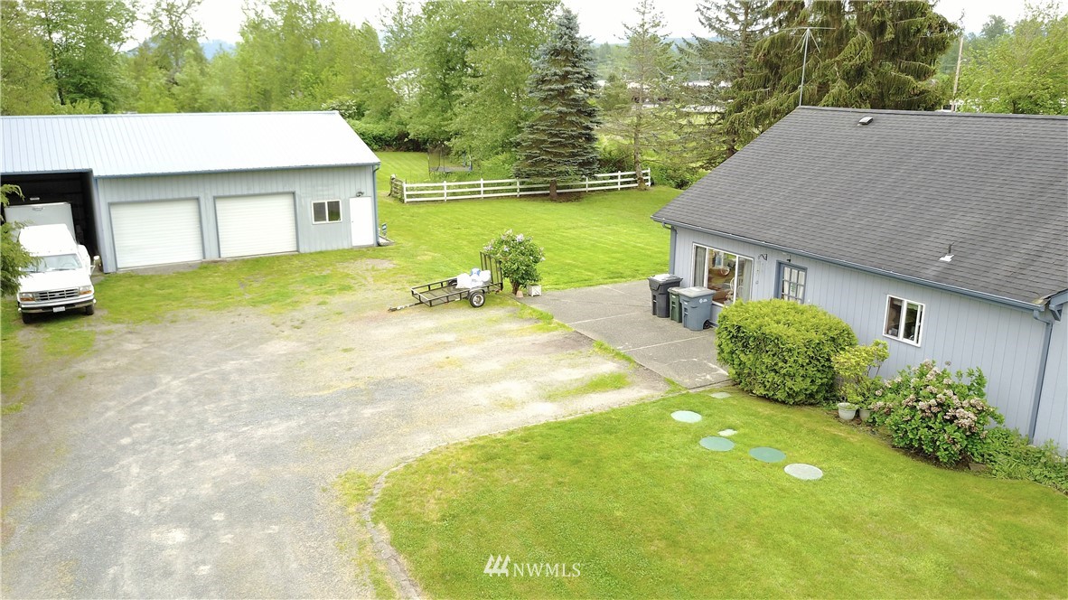 292 Hinkleman Road Buckley, WA 98321 - Photo 4 of 25