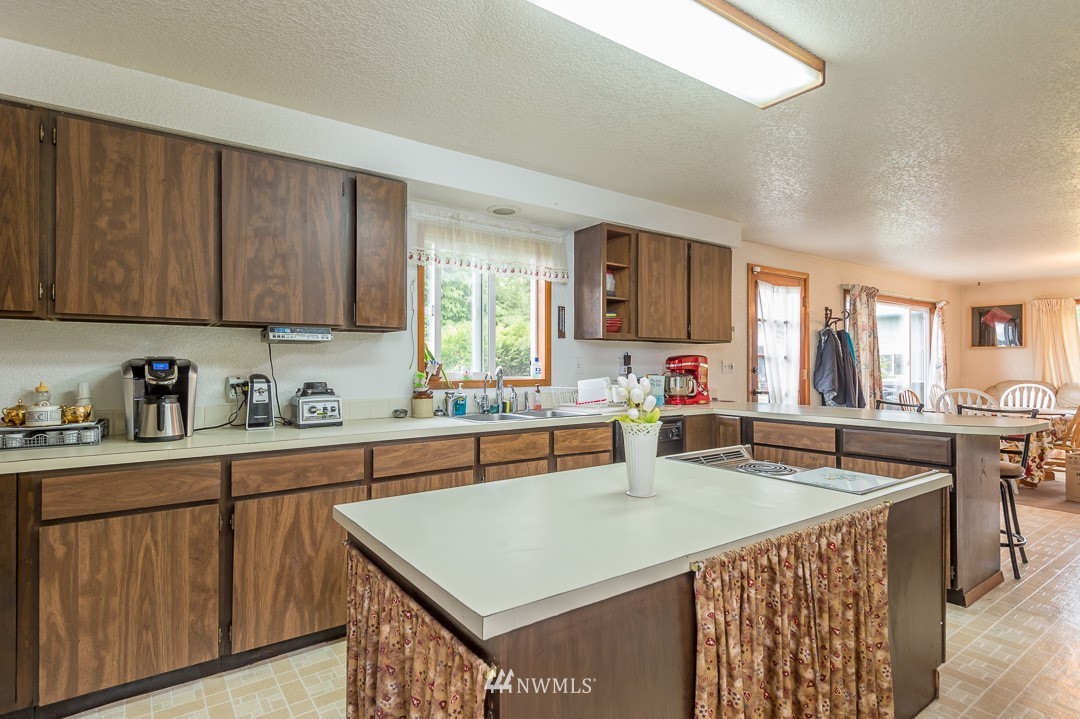 292 Hinkleman Road Buckley, WA 98321 - Photo 7 of 25