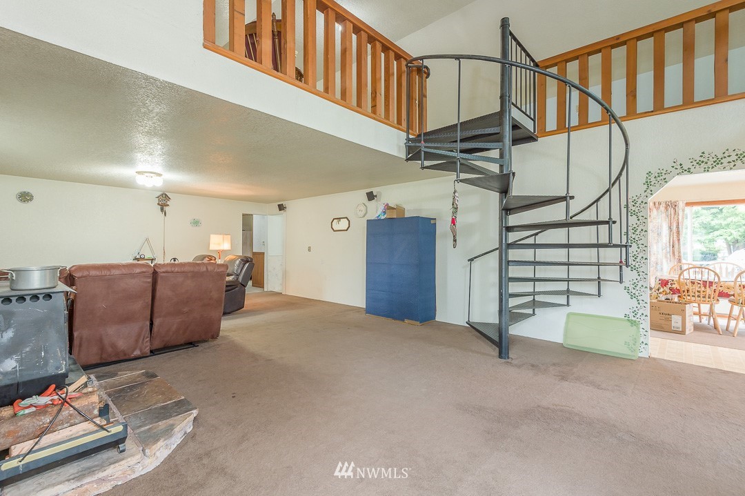 292 Hinkleman Road Buckley, WA 98321 - Photo 10 of 25