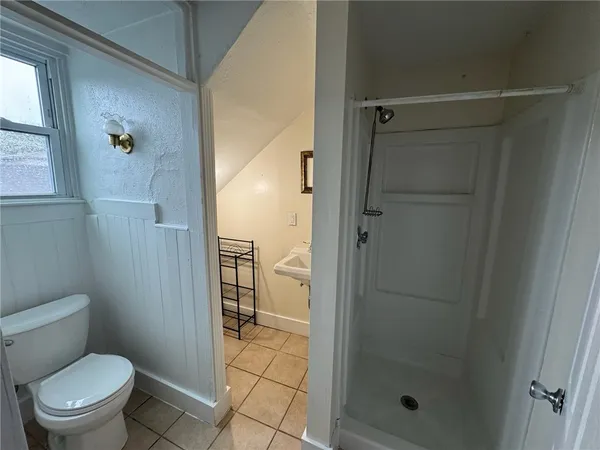 $4,200 | 9 Ann Street, Unit 2, Newport, RI 02840