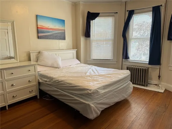 $4,200 | 9 Ann Street, Unit 2, Newport, RI 02840