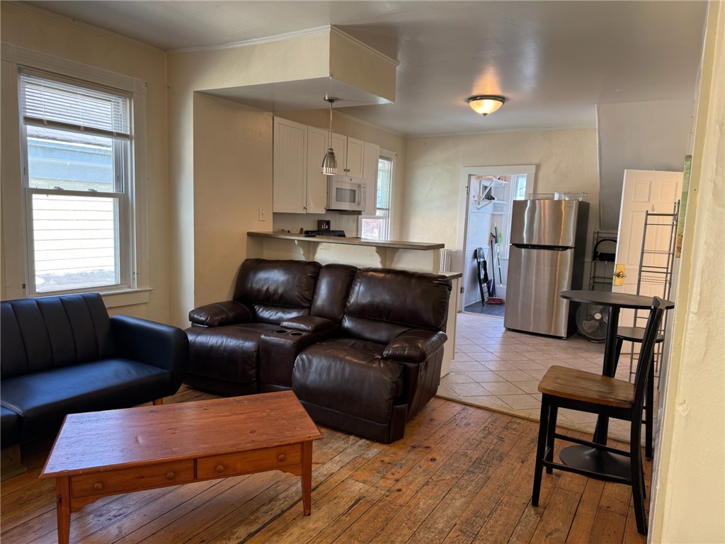 9 Ann Street, Unit 2 Newport, RI 02840 - Photo 4 of 31