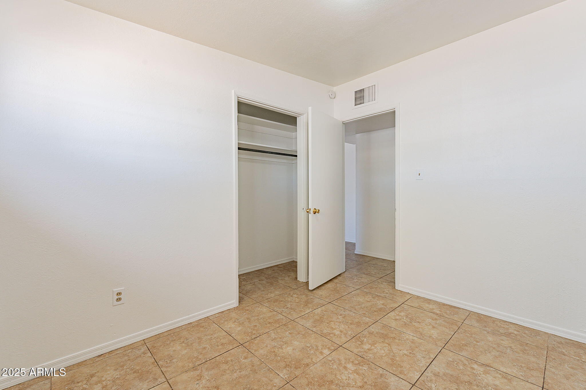 551 West Harding Avenue Coolidge, AZ 85128 - Photo 36 of 52 a view of an empty room