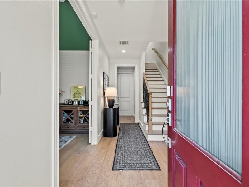 2605 Maxroy Street Houston, TX 77007 - Photo 11 of 36