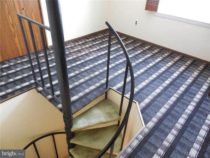 319 Lenox Road Havertown, PA 19083 - Photo 22 of 24