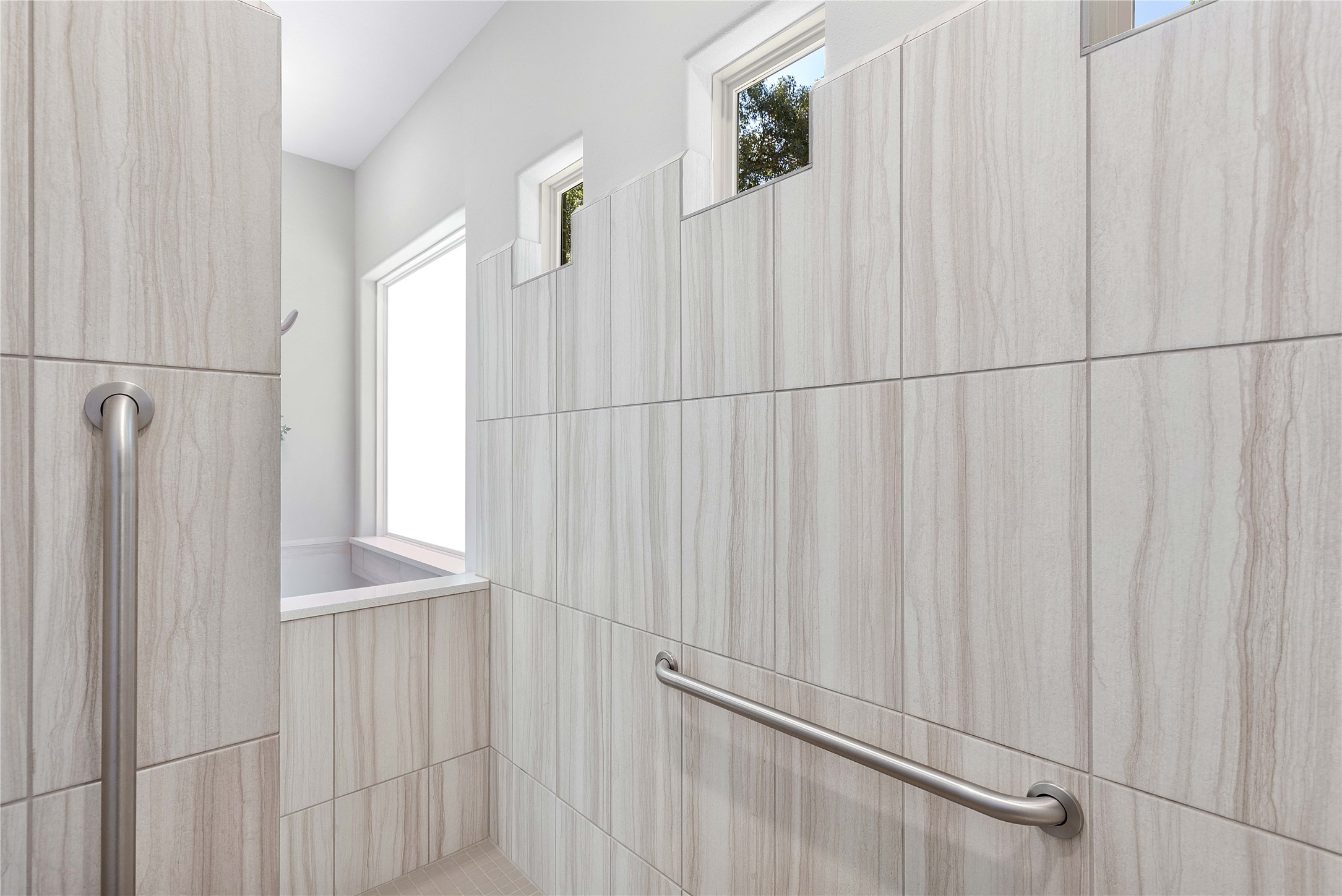 166 Rim Rock Road Huntsville, TX 77340 - Photo 25 of 50 Primary shower