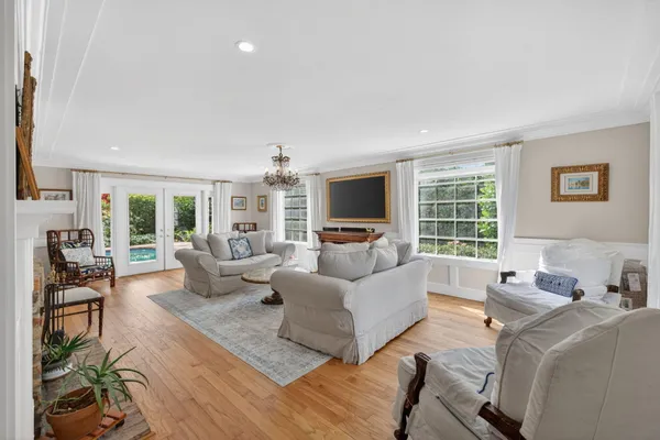 $2,000,000 | 4524 Northeast 22nd Road, Fort Lauderdale, FL 33308