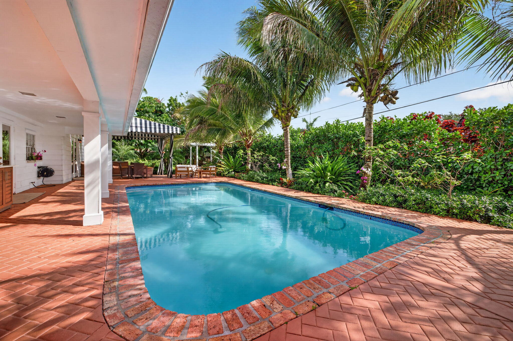 4524 Northeast 22nd Road Fort Lauderdale, FL 33308 - Photo 20 of 63 81-web-or-mls-A699A9915