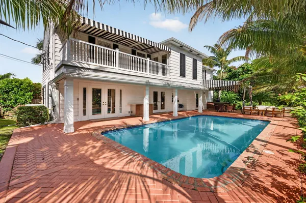 $2,000,000 | 4524 Northeast 22nd Road, Fort Lauderdale, FL 33308