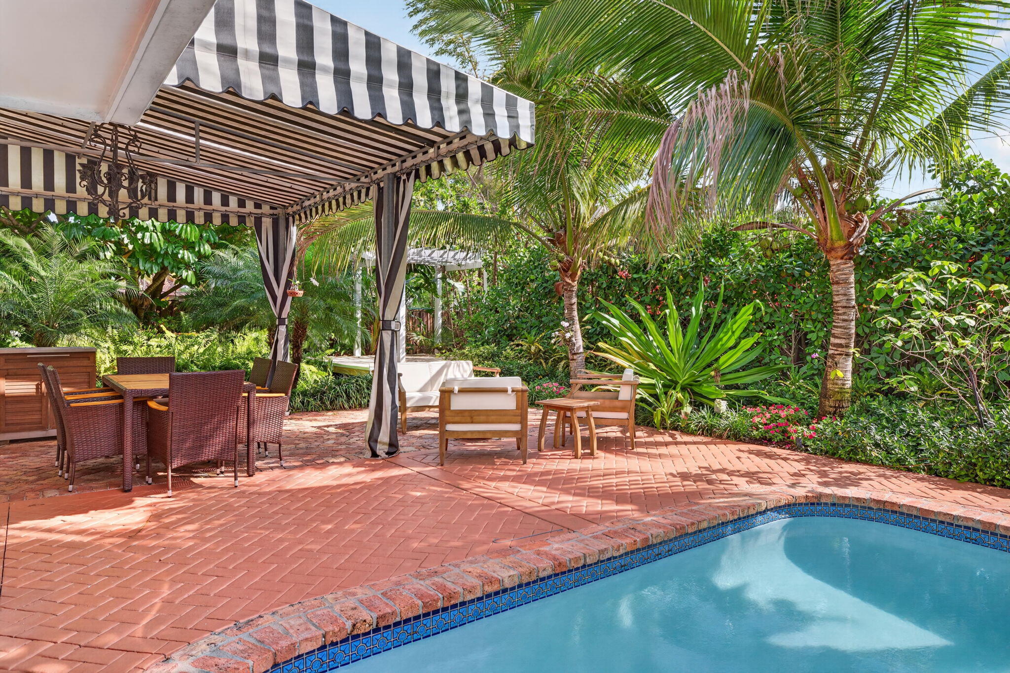 4524 Northeast 22nd Road Fort Lauderdale, FL 33308 - Photo 23 of 63 85-web-or-mls-A699A9946