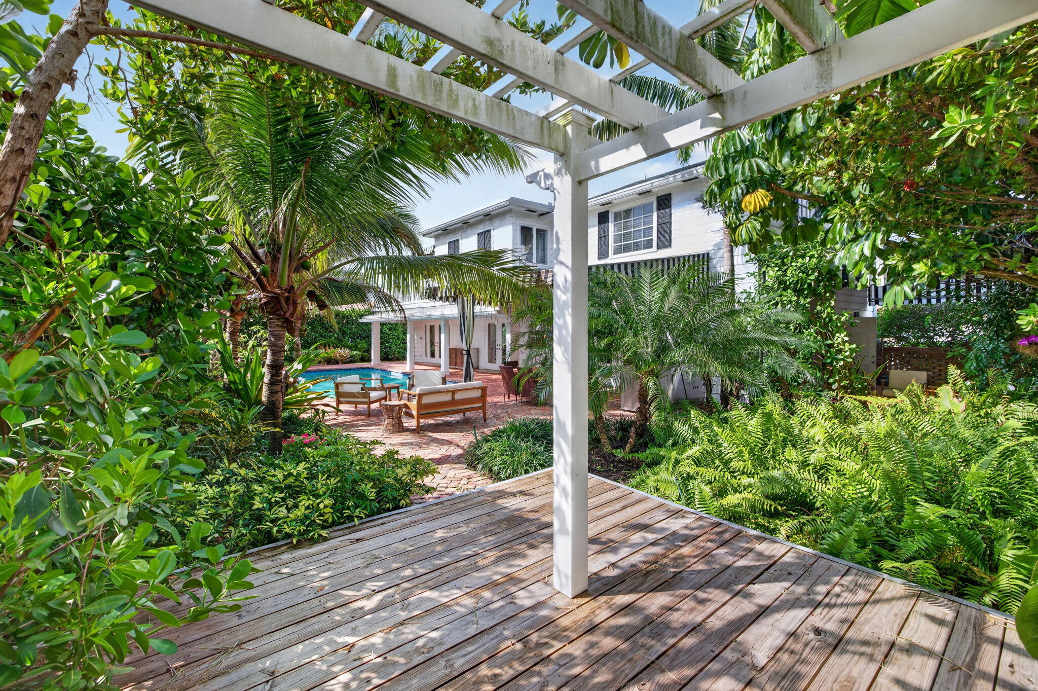 4524 Northeast 22nd Road Fort Lauderdale, FL 33308 - Photo 26 of 63 89-web-or-mls-A699A9975