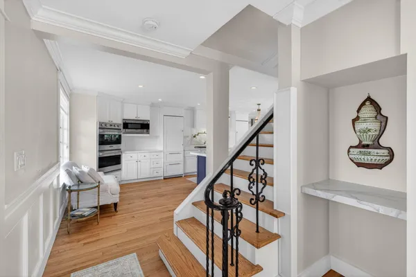 $2,000,000 | 4524 Northeast 22nd Road, Fort Lauderdale, FL 33308