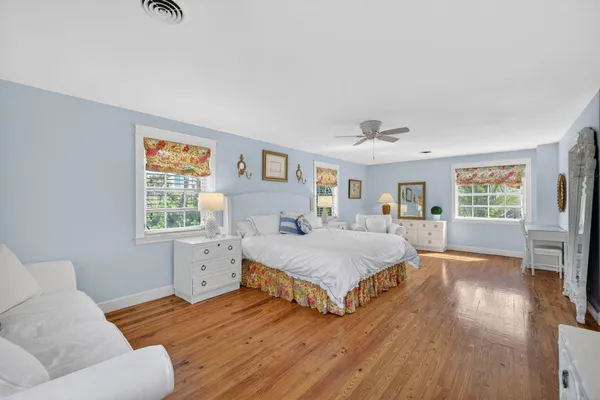 $2,000,000 | 4524 Northeast 22nd Road, Fort Lauderdale, FL 33308